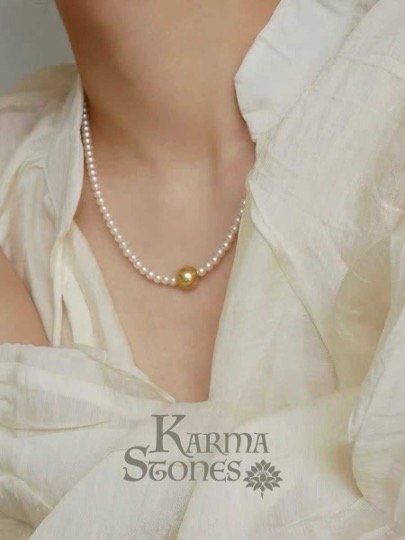 White Rock-Crystal Necklace