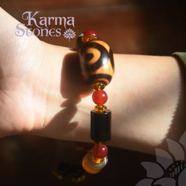 DBB-25-007-03 Amber Current